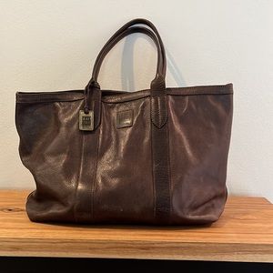 Frye tote